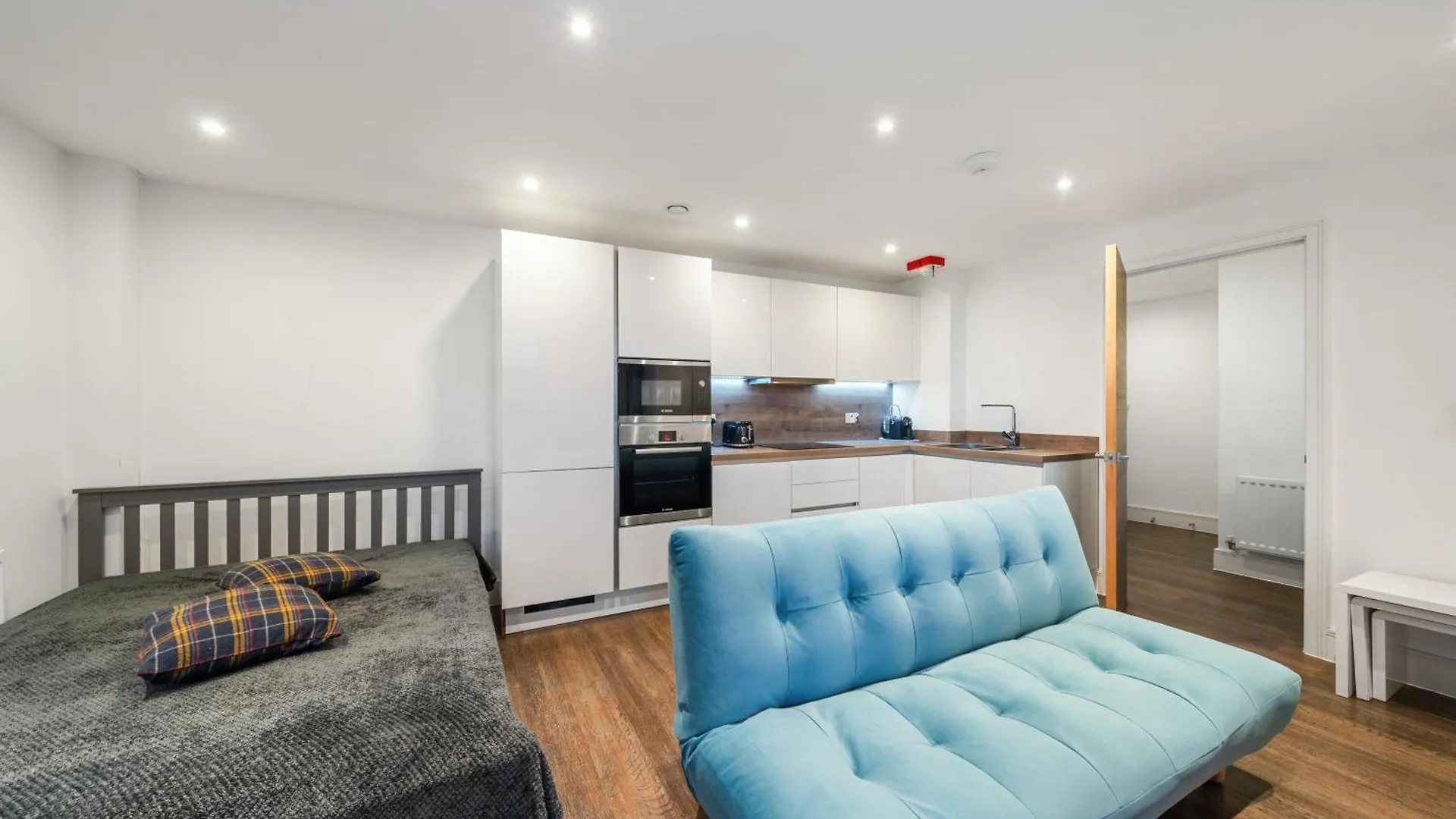 Apartment Riverside 1Br With Easy Transport 20Min To City Centre London