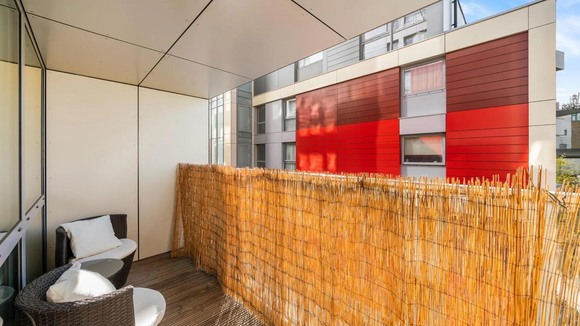 Διαμέρισμα Riverside 1Br With Easy Transport 20Min To City Centre Λονδίνο Ηνωμένο Βασίλειο