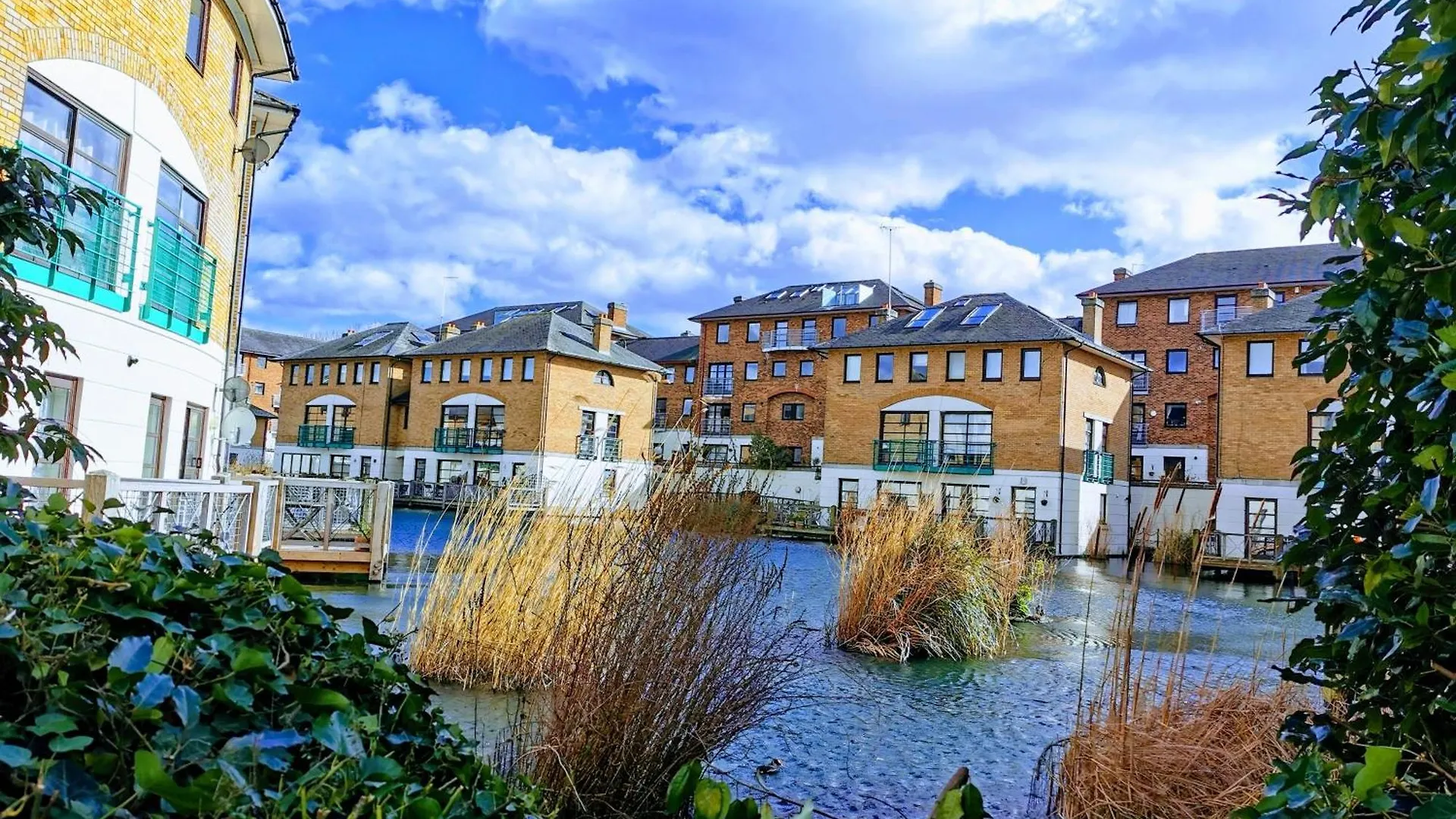 Riverside 1Br With Easy Transport 20Min To City Centre Λονδίνο Διαμέρισμα